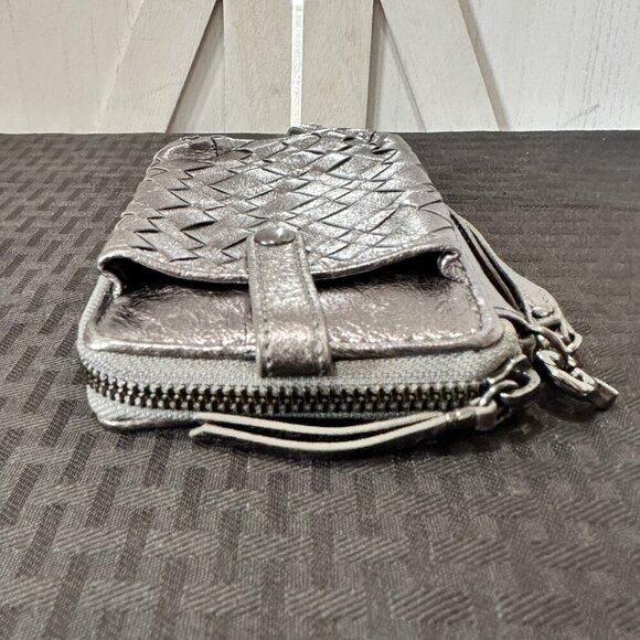Elliott Lucca Pewter Woven Leather Wristlet Wallet - Picture 7 of 8